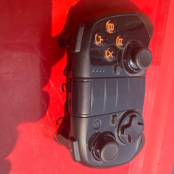 MOGA Controller Model 123252 for Android Smartphones - Picture 12 of 14